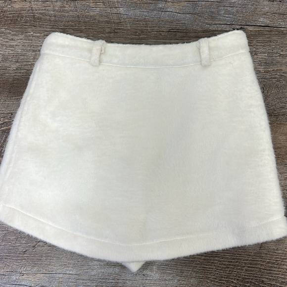 RARE UNIF Bab Skort Size Small - Picture 3 of 8